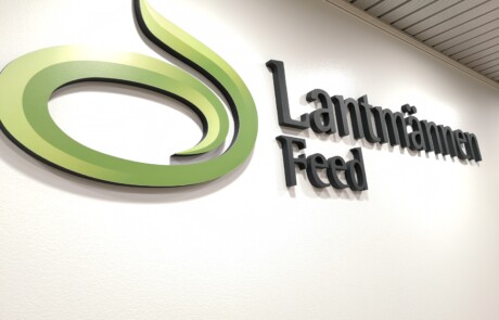 Foam kohokirjain logo